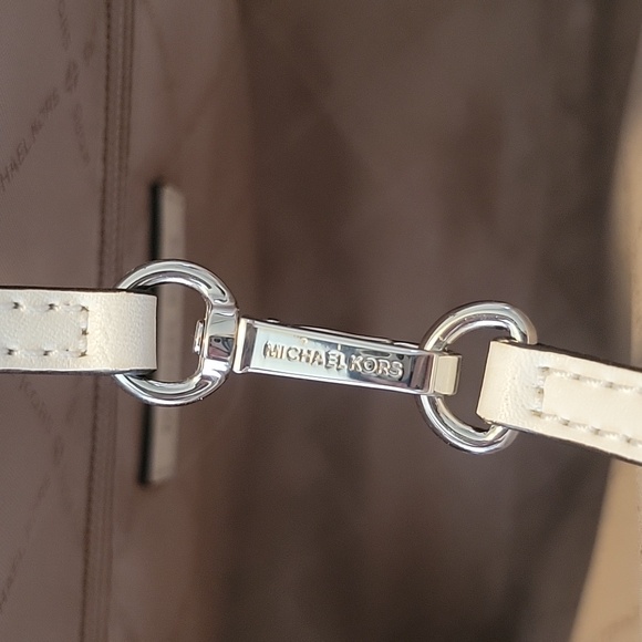 Michael Kors Jet Set Tote With Airplane Design - Picture 8 of 11